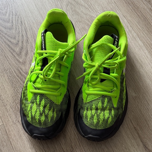 Under Armour Other - Under Armour Neon Green and Black Youth Running Shoes